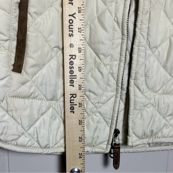 Polo by Ralph Lauren Women's Cream Quilted Vest with Crest vintage - Picture 10 of 11